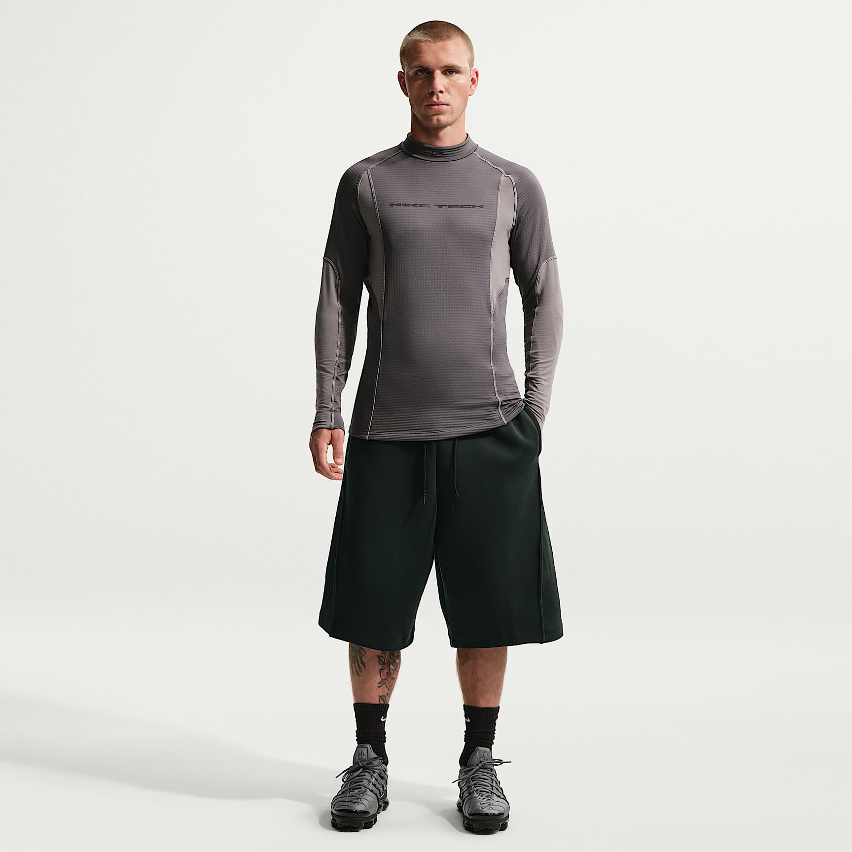 Nike Tech Men's Oversized Fleece Shorts. Nike LU